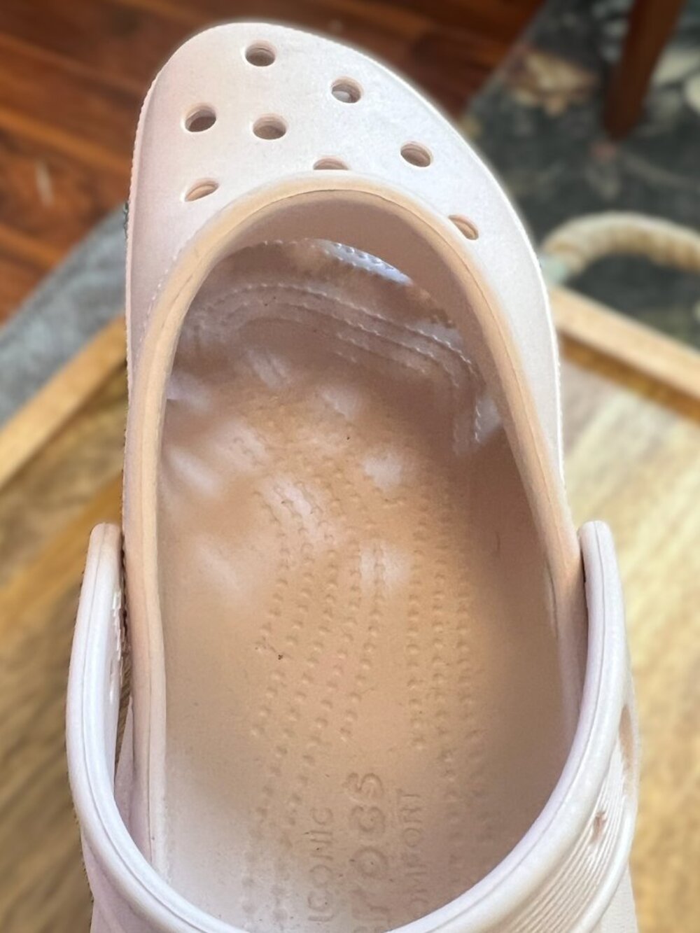 Size 10 Platform Crocs - Picture 3 of 4